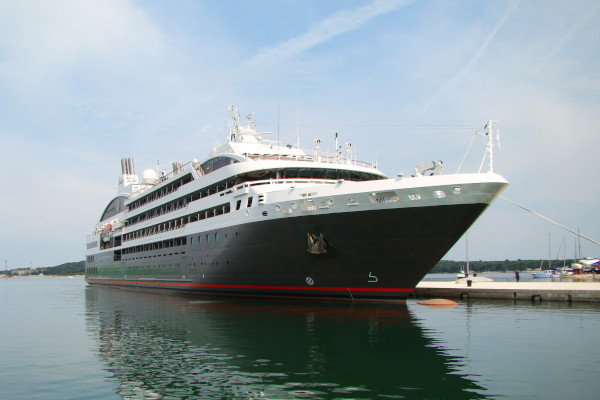 L'Austral ship L'Austral ship